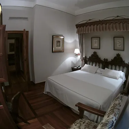 De Santiago - Reis Catolicos 5* Santiago de Compostela