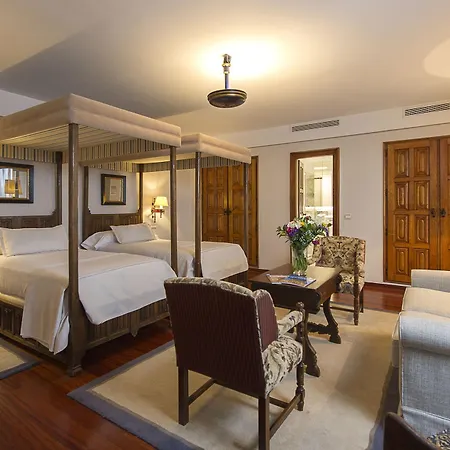 De Santiago - Reis Catolicos Hotel 5*