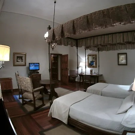 Hotel De Santiago - Reis Catolicos