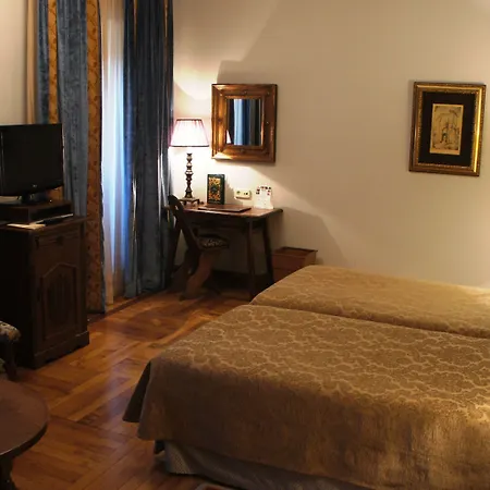 De Santiago - Reis Catolicos Отель Сантьяго-де-Компостела