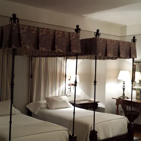 De Santiago - Reis Catolicos Отель 5*