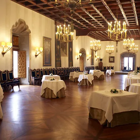 De Santiago - Reis Catolicos 5* Сантьяго-де-Компостела