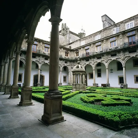 Parador De Santiago - Hostal Reis Catolicos 5*