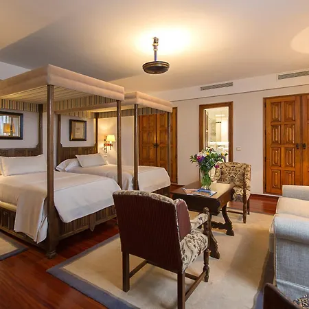 Parador De Santiago - Hostal Reis Catolicos 5* Santiago de Compostela