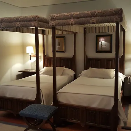 De Santiago - Reis Catolicos Hotel