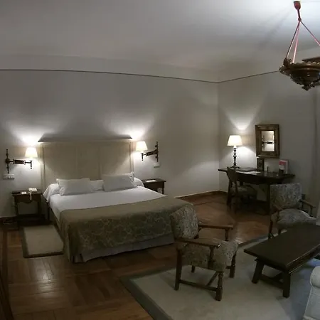 Hotel De Santiago - Reis Catolicos