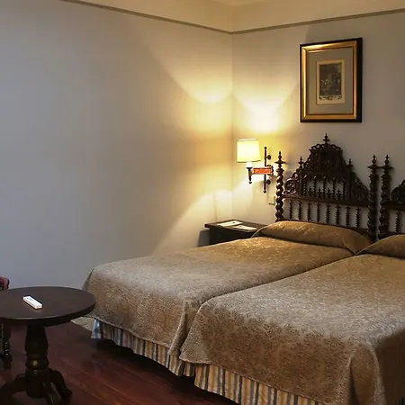 De Santiago - Reis Catolicos Hotel 5*