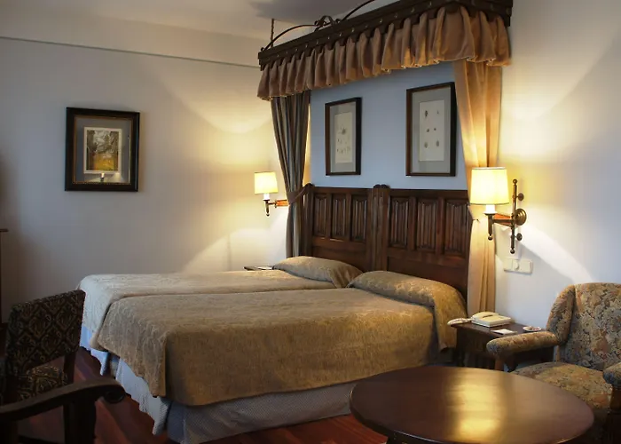 Parador De Santiago - Hostal Reis Catolicos Hotel 5*