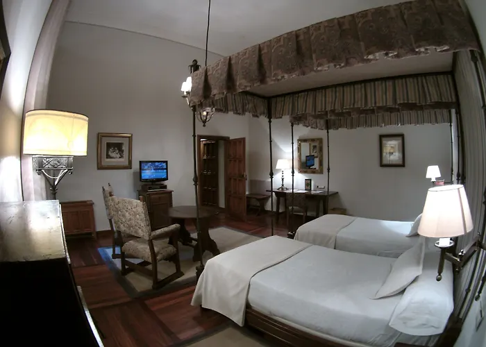 Parador De Santiago - Hostal Reis Catolicos 5*