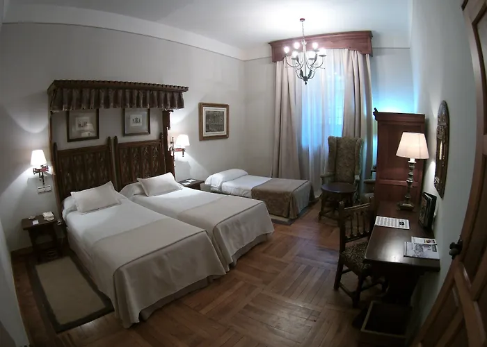 Parador De Santiago - Hostal Reis Catolicos 5* Santiago de Compostela