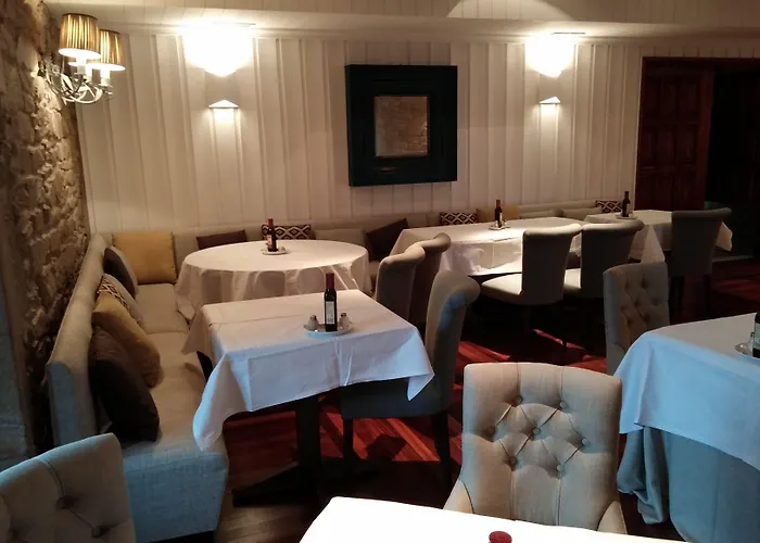 Parador De Santiago - Hostal Reis Catolicos Santiago de Compostela