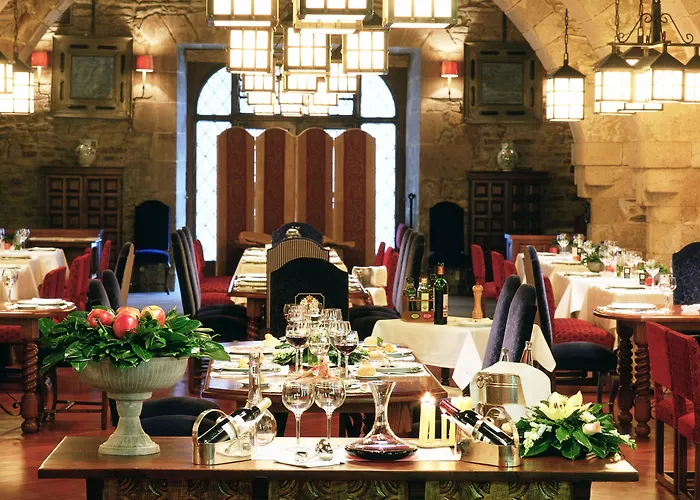 Hotel Parador De Santiago - Hostal Reis Catolicos 5*