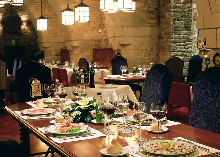 Hotel De Santiago - Reis Catolicos