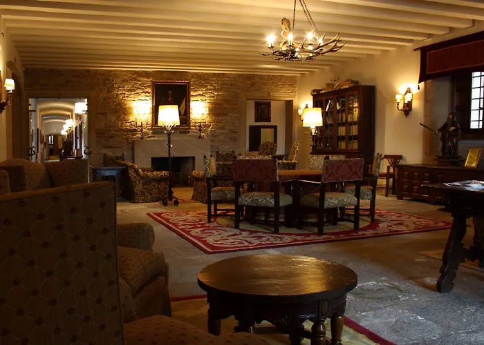 Parador De Santiago - Hostal Reis Catolicos