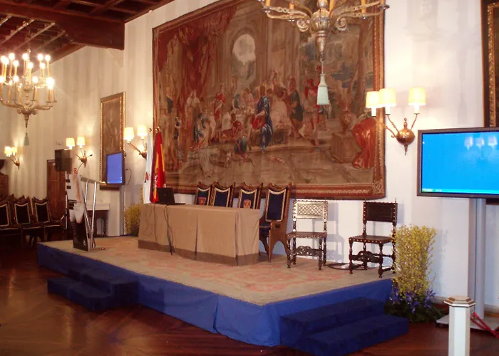 Parador De Santiago - Hostal Reis Catolicos Santiago de Compostela