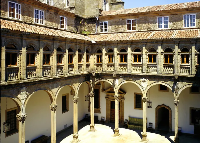 Parador De Santiago - Hostal Reis Catolicos 5*
