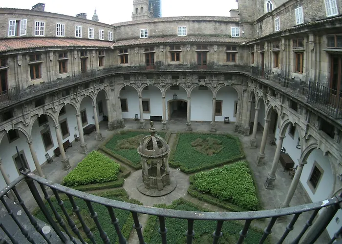 Hotel Parador De Santiago - Hostal Reis Catolicos