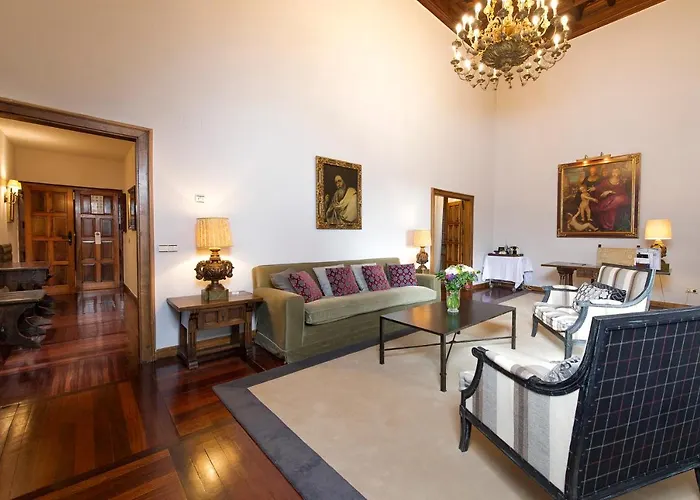 Parador De Santiago - Hostal Reis Catolicos Santiago de Compostela